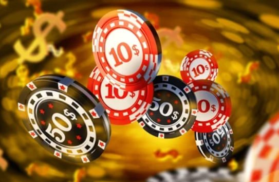 Filipino players enjoying daily casino on mobile phones